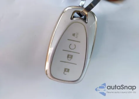 2017 Chevrolet Trax Lt z USA, uszkodzony, nr VIN 3GNCJLSB0HL146110